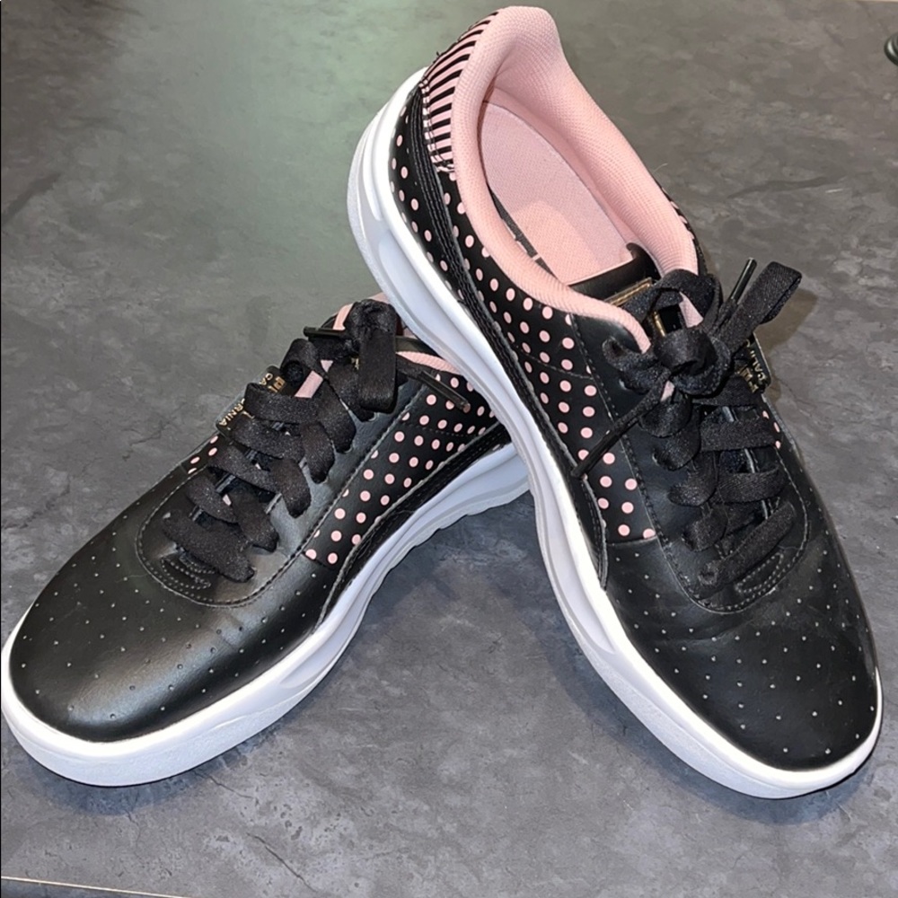 Women’s Puma Shoes